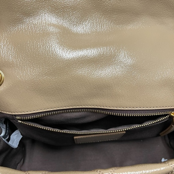 Marc Jacobs Tan Leather Quilted Handbag - Picture 8 of 13